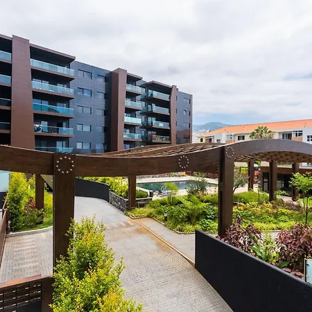 Διαμέρισμα Flh Balcony Flat With Pool *