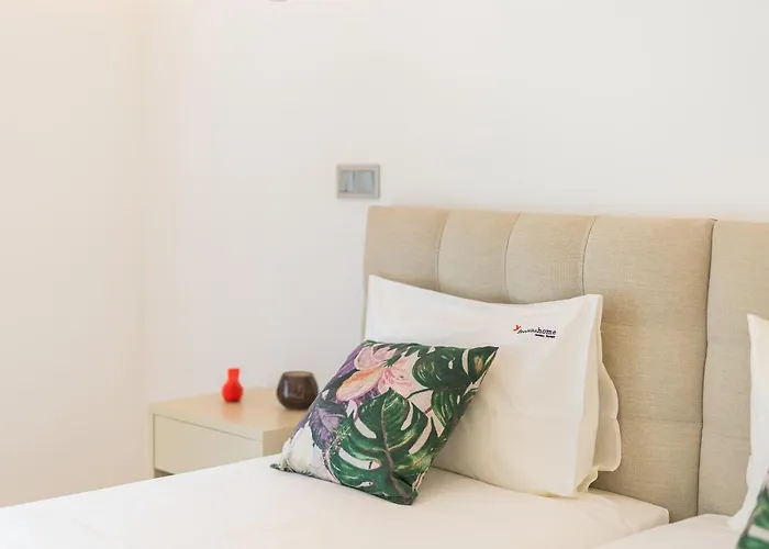 דירה Flh Balcony Flat With Pool *