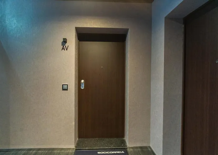 Flh Balcony Flat With Pool *