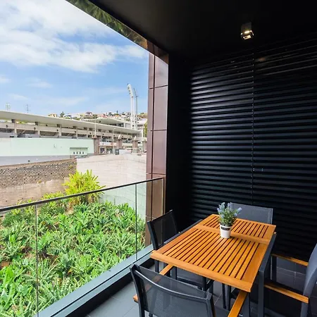 Flh Balcony Flat With Pool