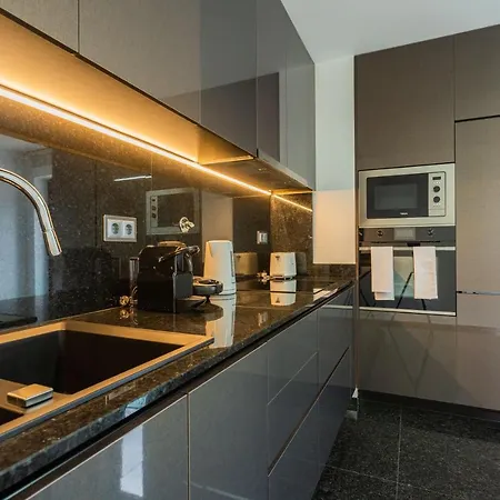 Flh Balcony Flat With Pool Funchal