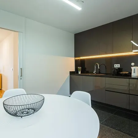 Flh Balcony Flat With Pool *