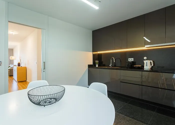 Flh Balcony Flat With Pool *